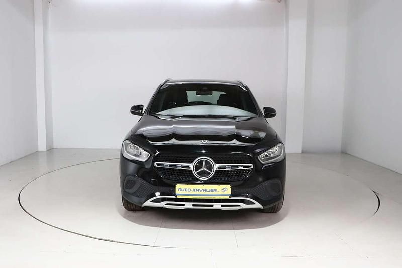 Gebraucht Mercedes GLA200 150 PS (110 kW) 2020 Schwarz SUV