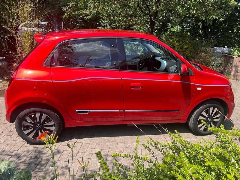 Gebraucht Renault Twingo 60 kW (82 PS) 2022 Rot Kleinwagen