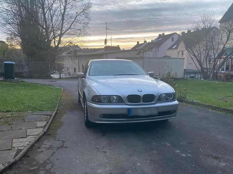 Gebraucht BMW 525 192 PS (141 kW) 2000 Silber Limousine