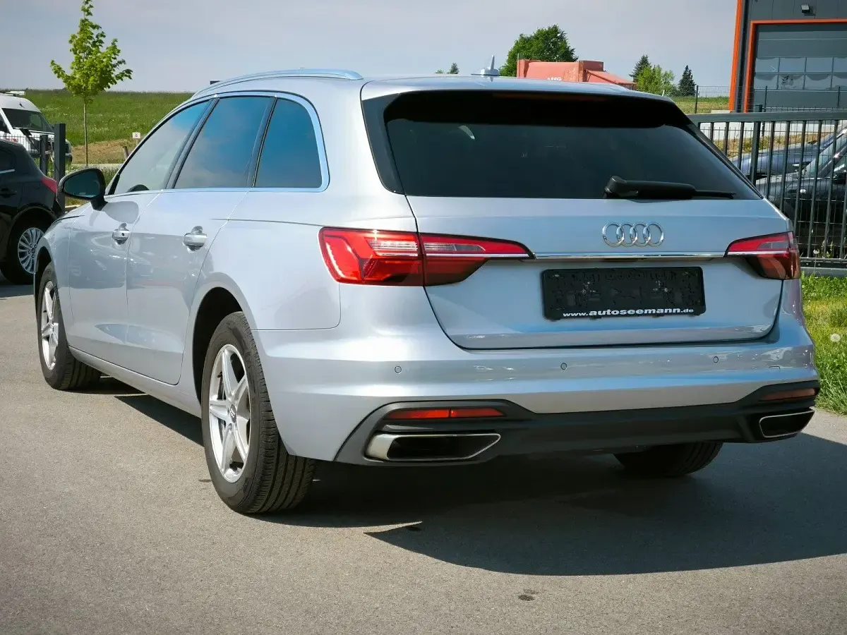 Gebraucht Audi A4 Ambiente 136 PS (100 kW) 2020 Silber Kombi