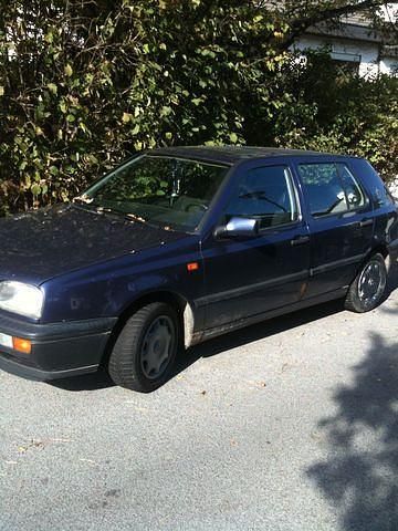 Blau Gebraucht 1995 VW Golf III Limousine | 270 € - Bild 1/3