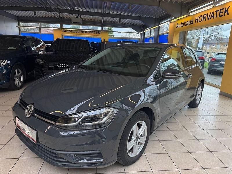 Grau Gebraucht 2017 VW Golf Limousine | 12.500 € (Superpreis) - Bild 1/4