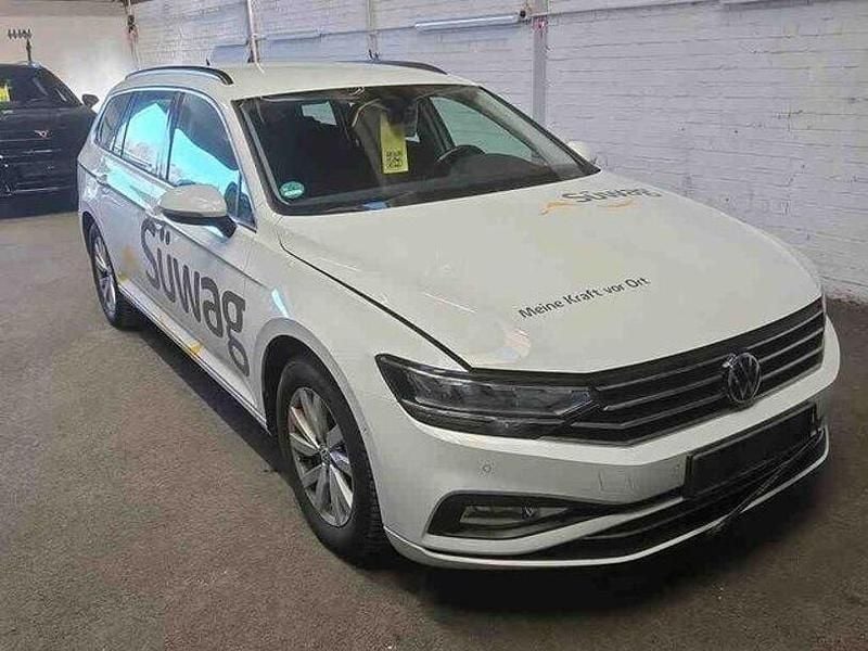 Gebraucht VW Passat 150 PS (110 kW) 2021 Andere Limousine
