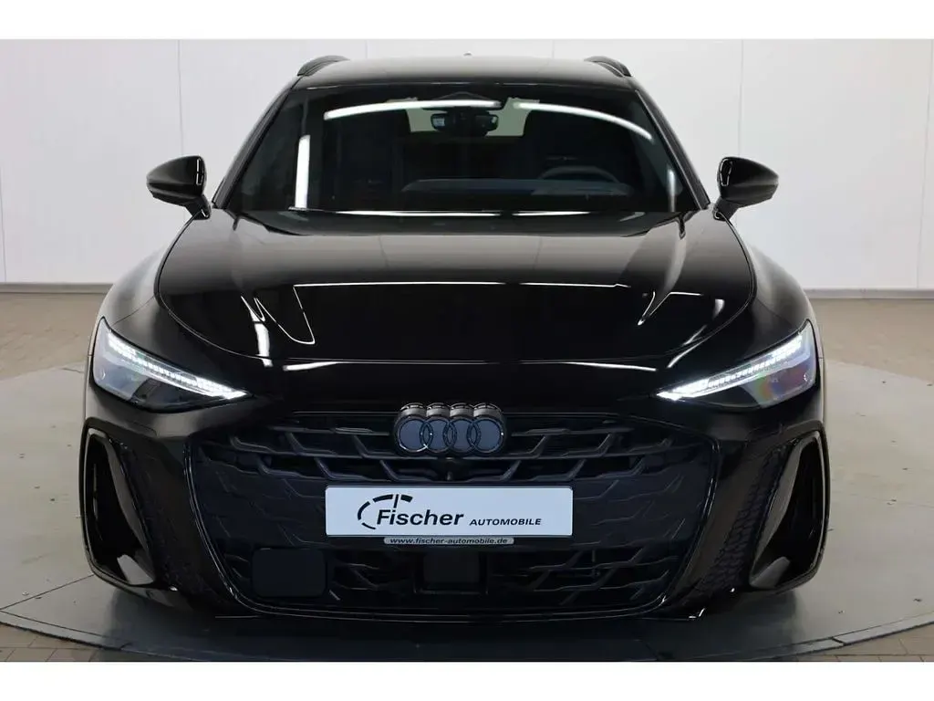 Neu Audi A6 Edition .1 367 PS (269 kW) 2025 Mythosschwarz metallic Kombi