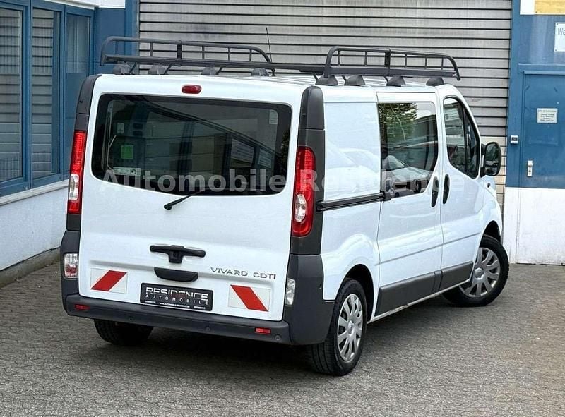 Second-hand Opel Vivaro 114 CP (83 kW) 2014 Alb Monovolum