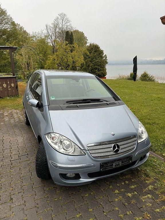 Blau Gebraucht 2008 Mercedes A200 Avantgarde Kleinwagen | 4.350 € (Superpreis) - Bild 1/4