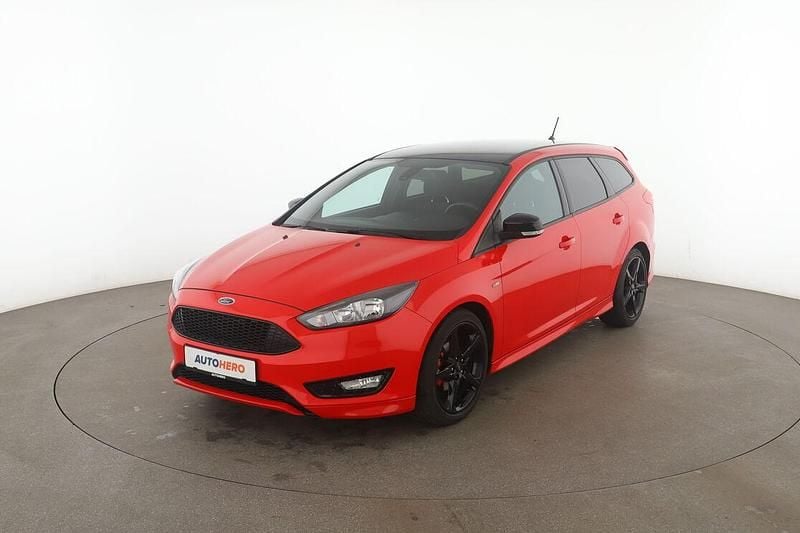 Rot Gebraucht 2018 Ford Focus Kombi | 12.090 € (Guter Preis) - Bild 1/3