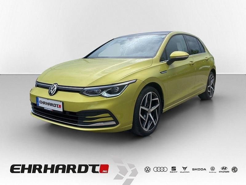 Gelb Gebraucht 2020 VW Golf VIII Style Limousine | 20.490 € (Guter Preis) - Bild 1/3