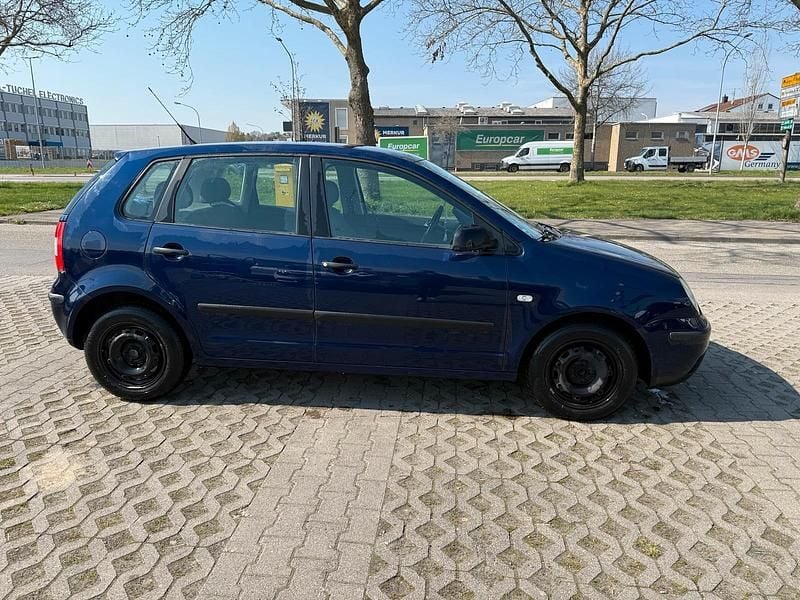 Usata VW Polo 2004 Blu Utilitaria