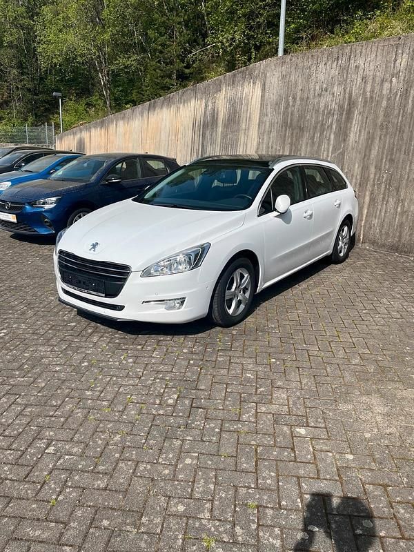 Weiß Gebraucht 2012 Peugeot 508 Kombi | 5.100 € (Guter Preis) - Bild 1/4