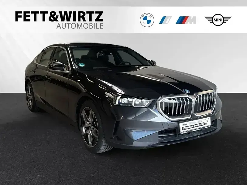 Gebraucht BMW 530e Sport Line 299 PS (219 kW) 2024 Limousine