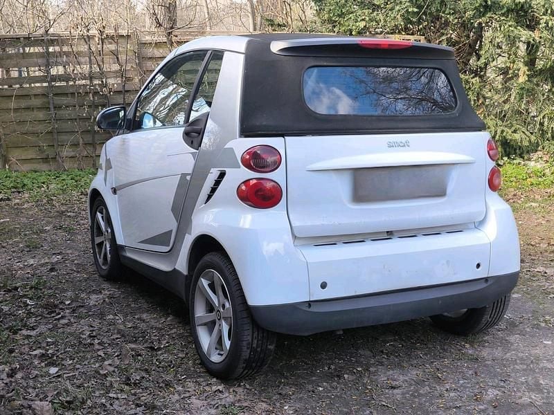 Gebraucht Smart ForTwo Cabrio 45 PS (33 kW) 2008 Weiß Cabrio