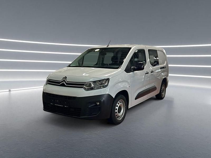 Second-hand Citroën Berlingo 131 CP (96 kW) 2024 Alb Monovolum