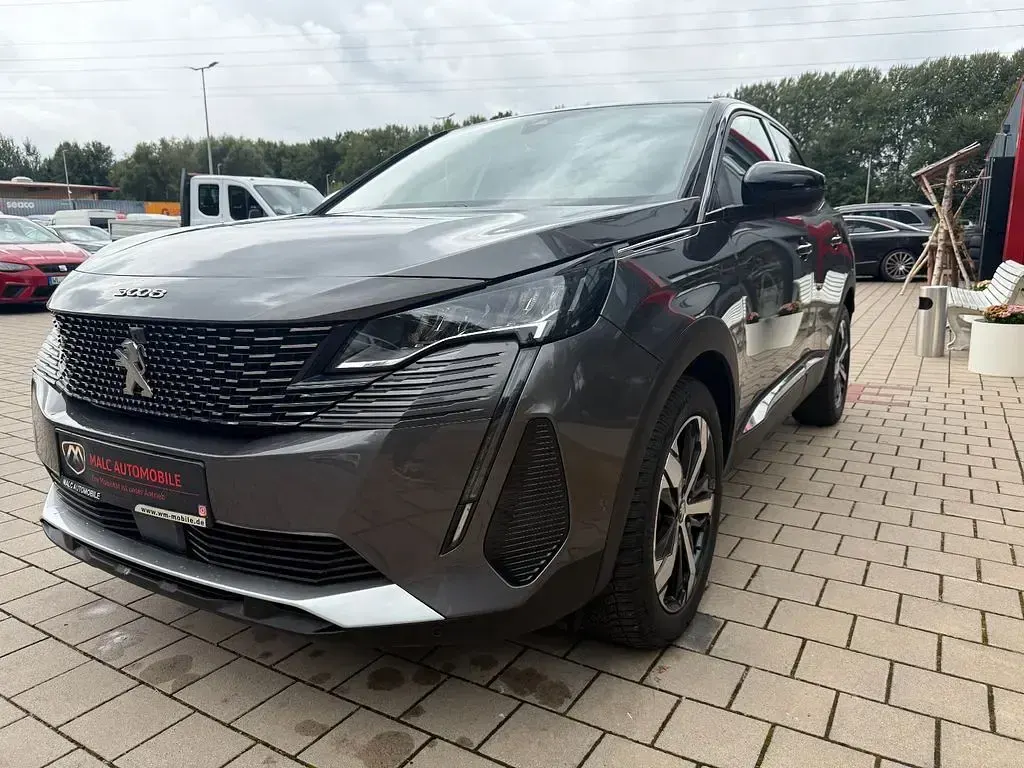 Gebraucht Peugeot 3008 Allure 131 PS (96 kW) 2023 Grau SUV