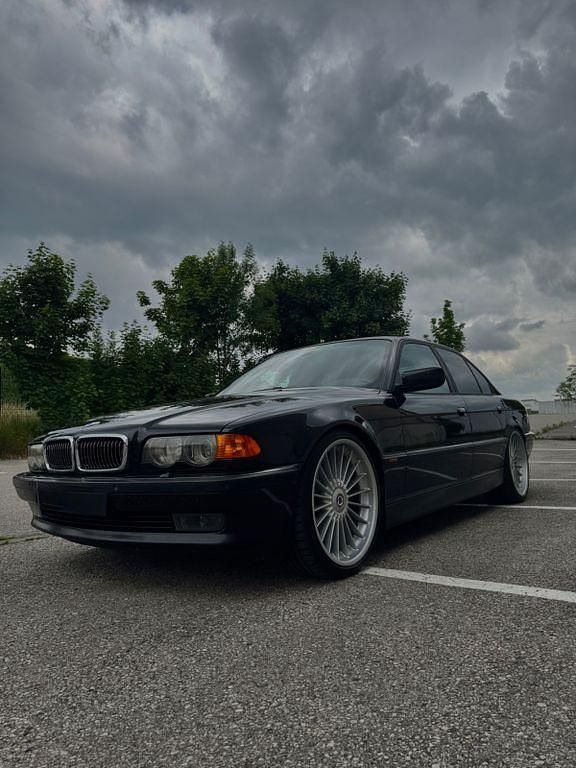 Schwarz Gebraucht 2000 BMW 740 Performance Limousine | 19.500 € (Teuer) - Bild 1/4