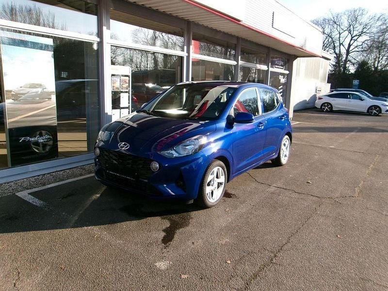 Blau Gebraucht 2021 Hyundai i10 Trend Kleinwagen | 10.490 € (Fairer Preis) - Bild 1/4