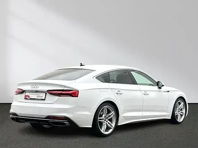 Gebraucht Audi A5 Sportback Advanced Plus 265 PS (194 kW) 2023 Ibisweiß Kleinwagen