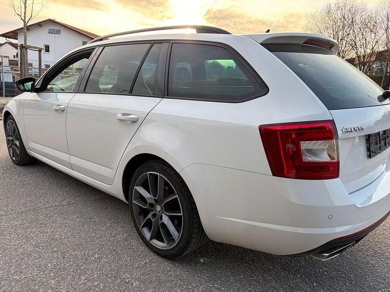 Gebraucht Skoda Octavia RS 184 PS (135 kW) 2014 Weiß Kleinwagen