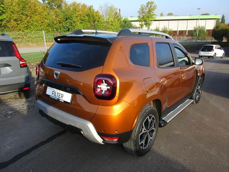 Gebraucht Dacia Duster Prestige 109 PS (80 kW) 2018 Orange SUV