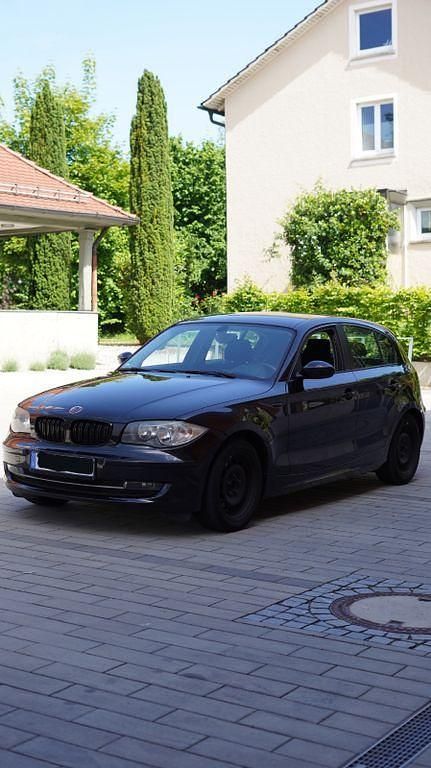 Schwarz Gebraucht 2008 BMW 118 Kleinwagen | 3.900 € (Fairer Preis) - Bild 1/4