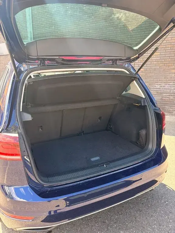 Używany VW Golf United 116 KM (85 kW) 2020 Niebieski Minivan