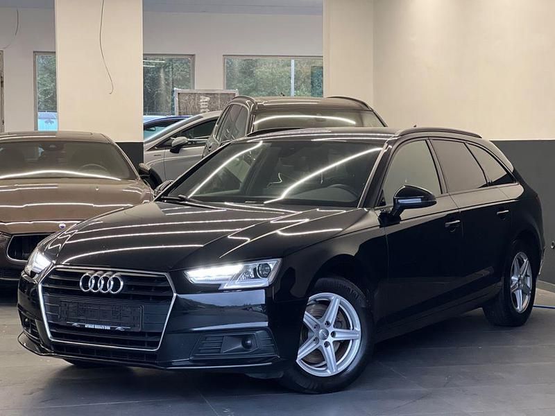 Schwarz Gebraucht 2017 Audi A4 Basis Kombi | 12.990 € (Guter Preis) - Bild 1/4