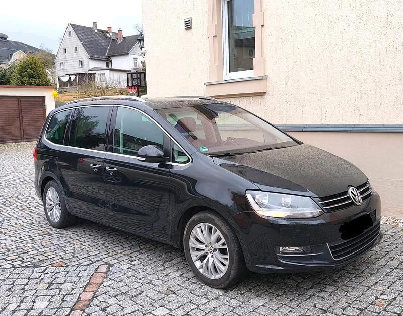 Gebraucht VW Sharan Highline 177 PS (130 kW) 2015 Schwarz Van / Kleinbus