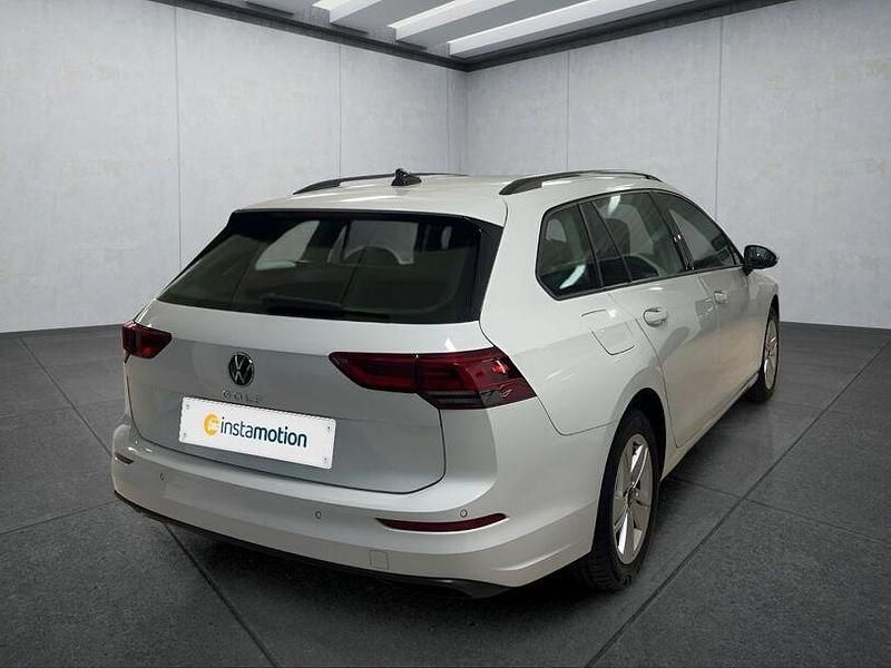 Gebraucht VW Golf VIII 150 PS (110 kW) 2022 Weiß Kombi