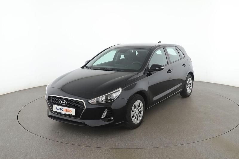 Schwarz Gebraucht 2018 Hyundai i30 Passion Plus Limousine | 11.780 € (Fairer Preis) - Bild 1/3