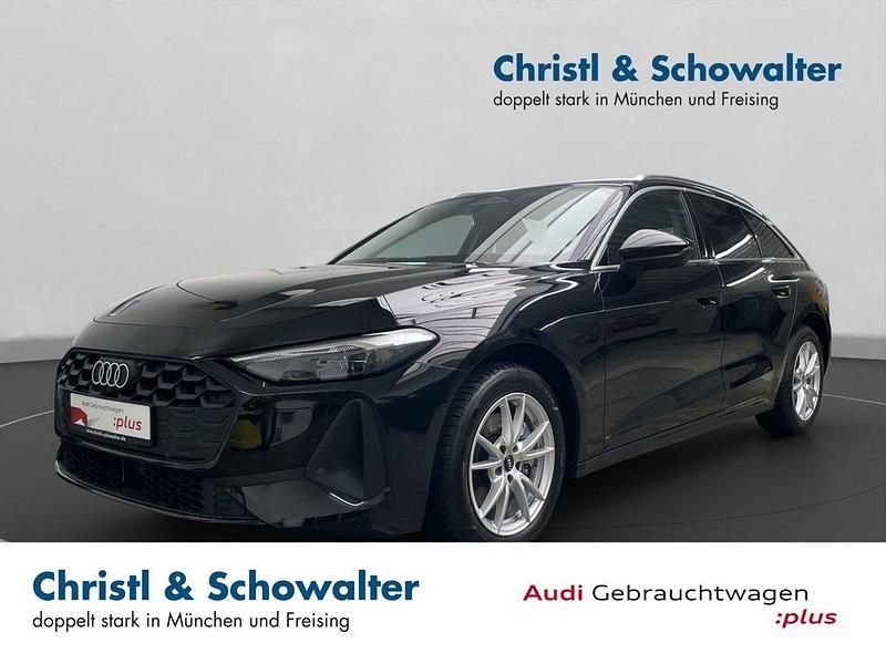 Mythosschwarz metallic Gebraucht 2025 Audi A5 Sport Coupé | 45.911 € (Superpreis) - Bild 1/4