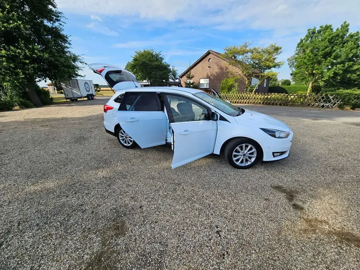 Gebraucht Ford Focus Trend 120 PS (88 kW) 2018 Kombi