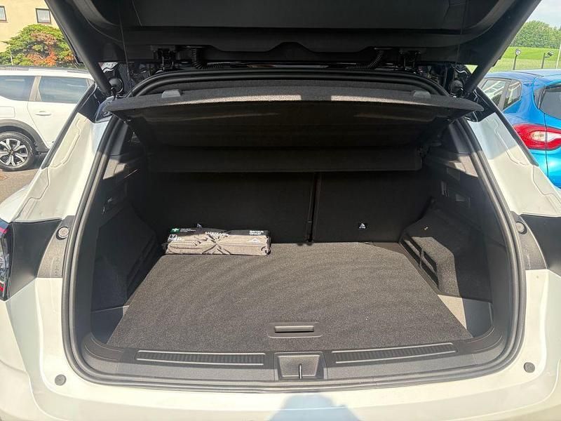 Gebraucht Renault Austral Techno 200 PS (147 kW) 2025 Weiß SUV