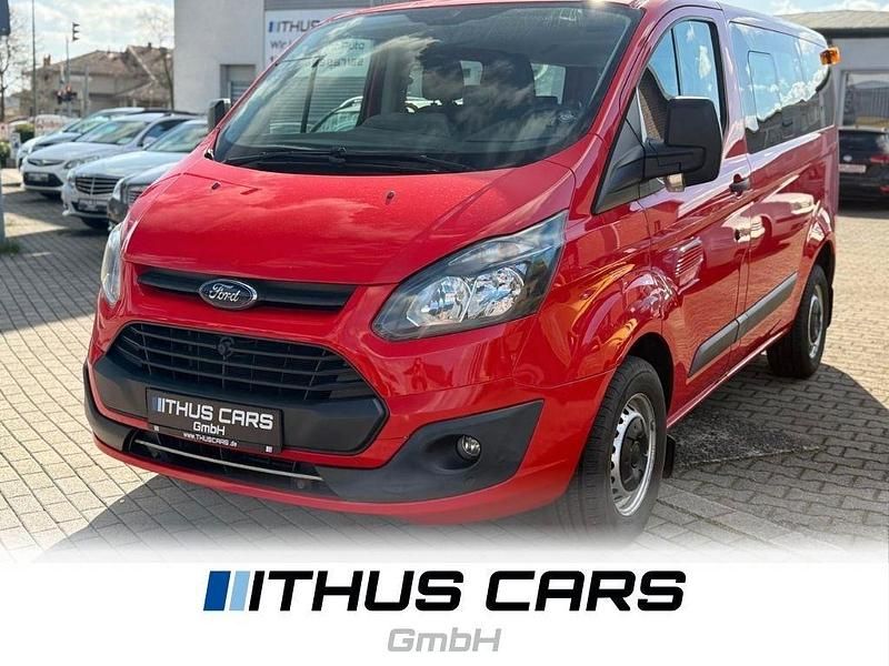 Gebraucht Ford Tourneo 101 PS (74 kW) 2014 Rot Van / Kleinbus