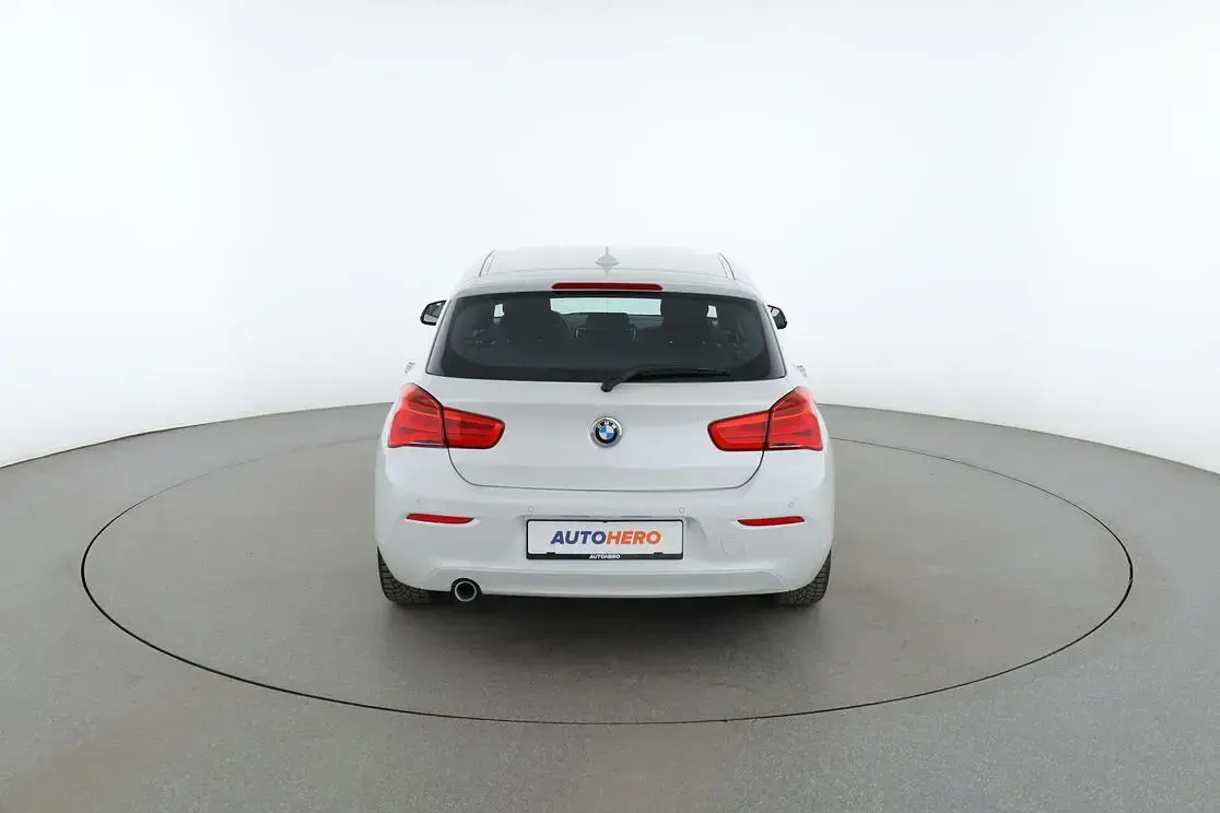 Używany BMW 116 Advantage 116 KM (85 kW) 2015 Biały Hatchback