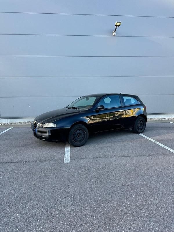 Gebraucht Alfa Romeo 147 115 PS (84 kW) 2005 Schwarz Kleinwagen