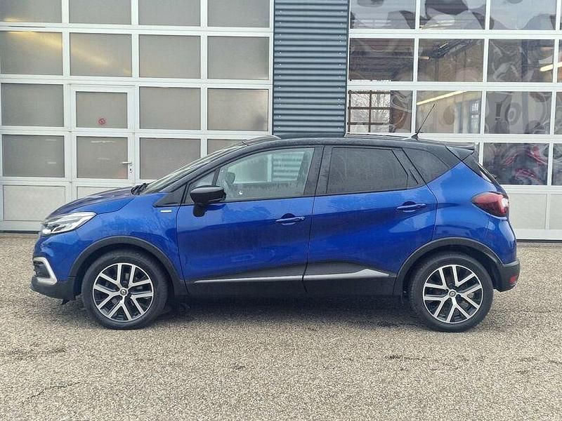 Gebraucht Renault Captur Version S 150 PS (110 kW) 2018 Blue rqh + black gne SUV