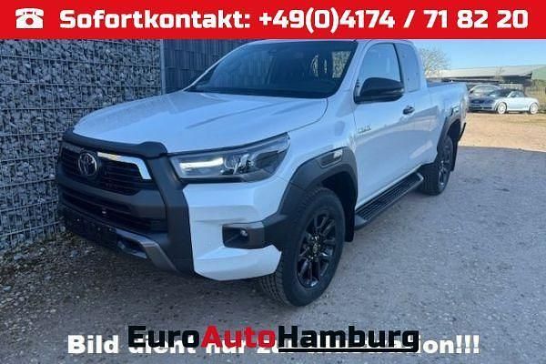Neu Toyota HiLux 150 PS (110 kW) 2026 Attitude black metallic. Abholung