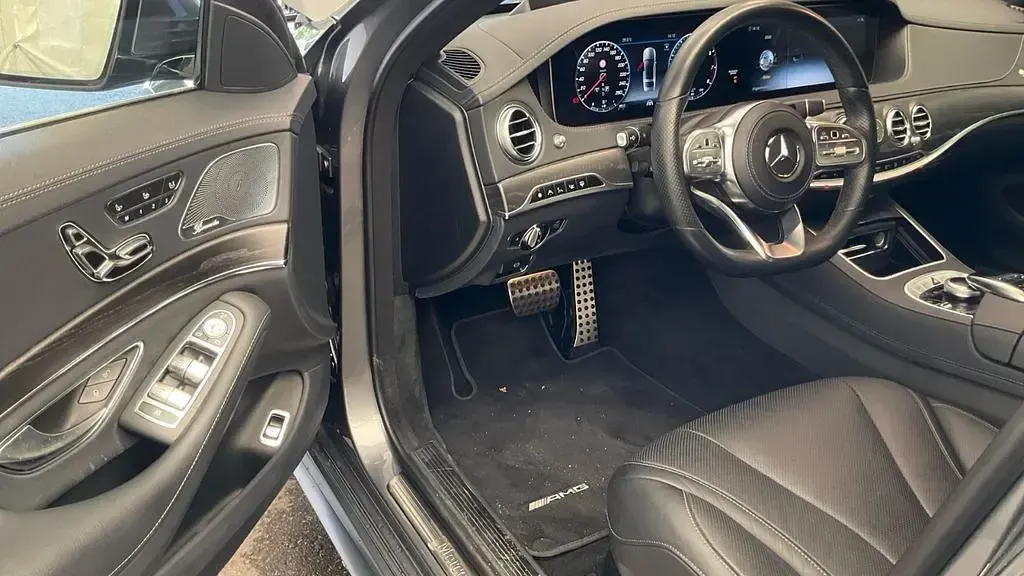 Gebraucht Mercedes S560 AMG 469 PS (344 kW) 2018 Grau Limousine