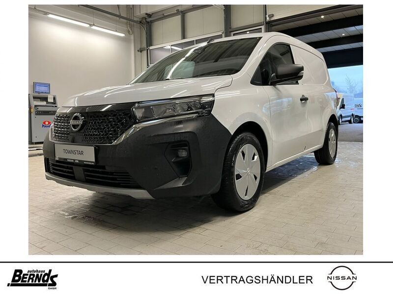 Mineral white Gebraucht 2022 Nissan Townstar Acenta Van / Kleinbus | 28.788 € (Fairer Preis) - Bild 1/4