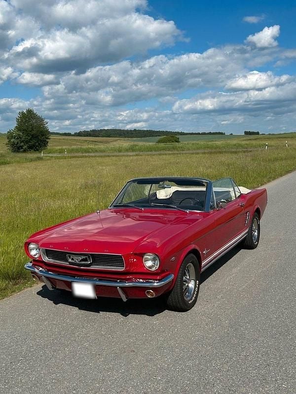 Gebraucht Ford Mustang 220 PS (161 kW) 1966 Rot Cabrio