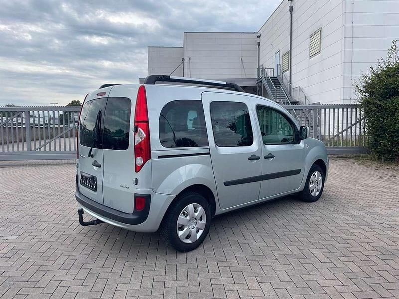 Gebraucht Renault Kangoo Privilege 106 PS (77 kW) 2009 Grau Van / Kleinbus