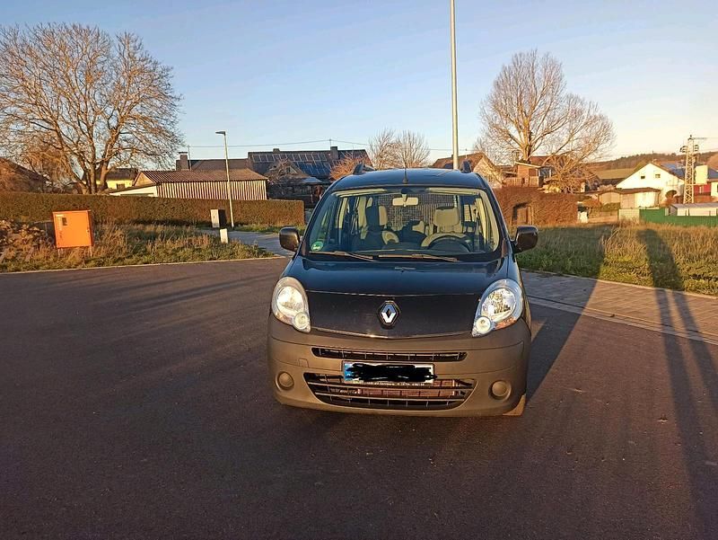 Schwarz Gebraucht 2010 Renault Kangoo Kombi | 2.200 € (Guter Preis) - Bild 1/4