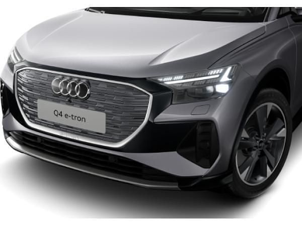 Gebraucht Audi Q4 e-tron Comfort 210 kW (286 PS) 2025 Silber SUV