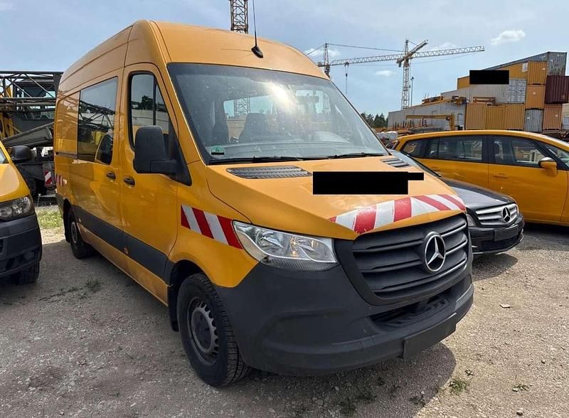 Gelb Gebraucht 2020 Mercedes Sprinter Van | 17.490 € (Fairer Preis) - Bild 1/4