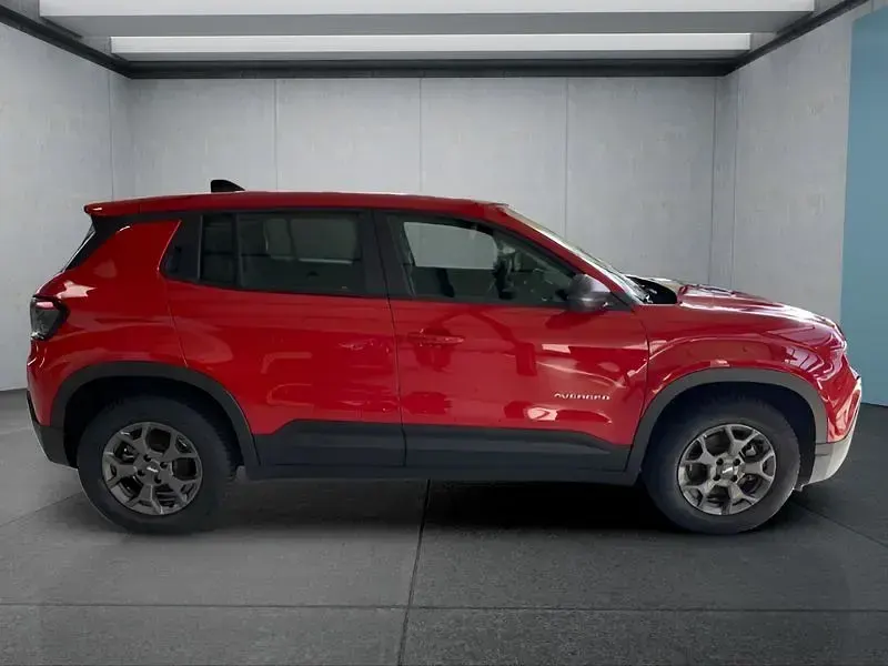 Gebraucht Jeep Avenger EV 114 kW (156 PS) 2024 Rot SUV