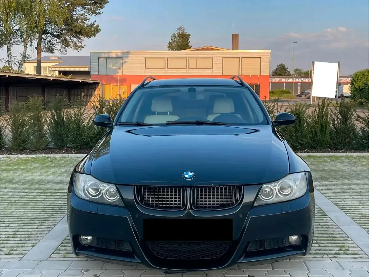 Gebraucht BMW 330 258 PS (189 kW) 2006 Schwarz Kombi