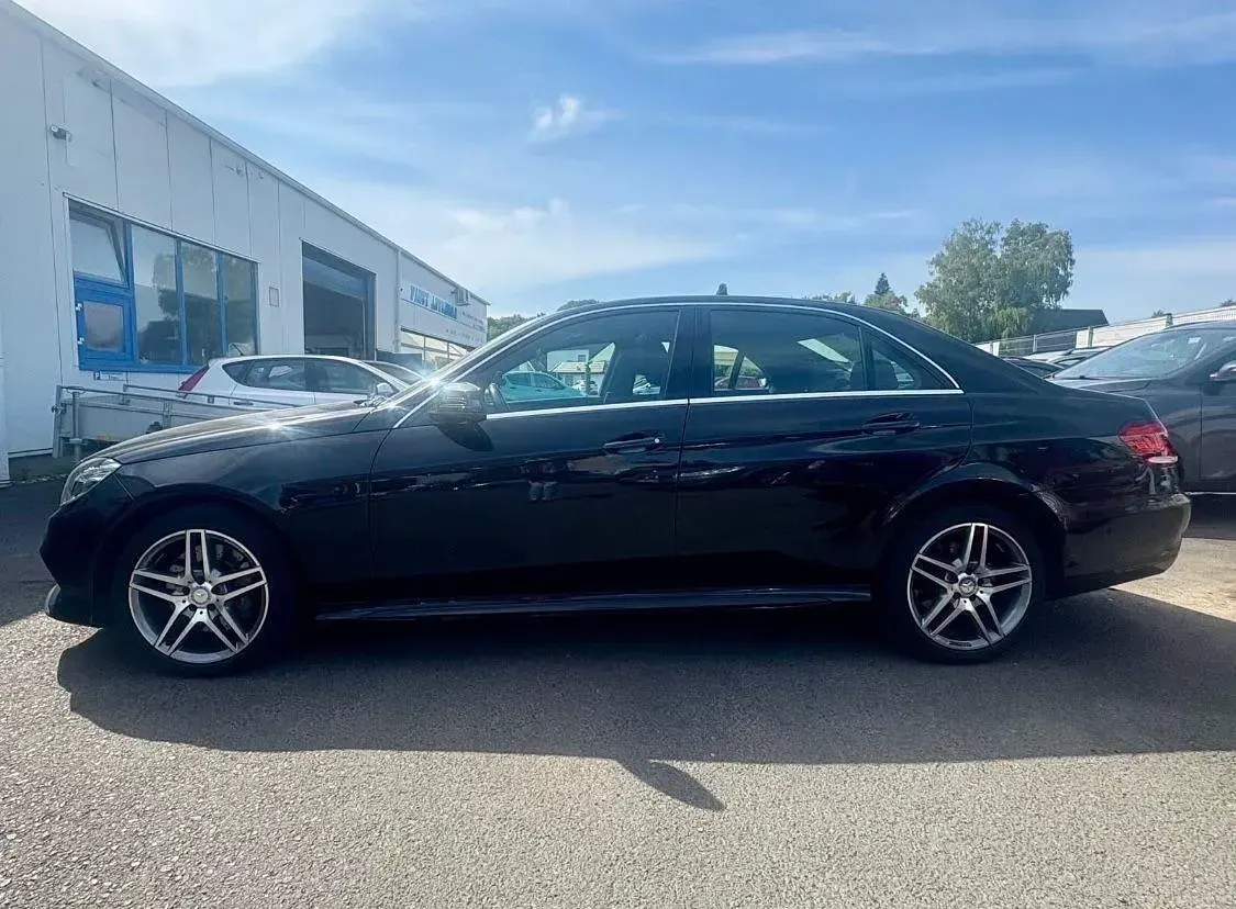 Gebraucht Mercedes E350 AMG 258 PS (189 kW) 2014 Schwarz Limousine
