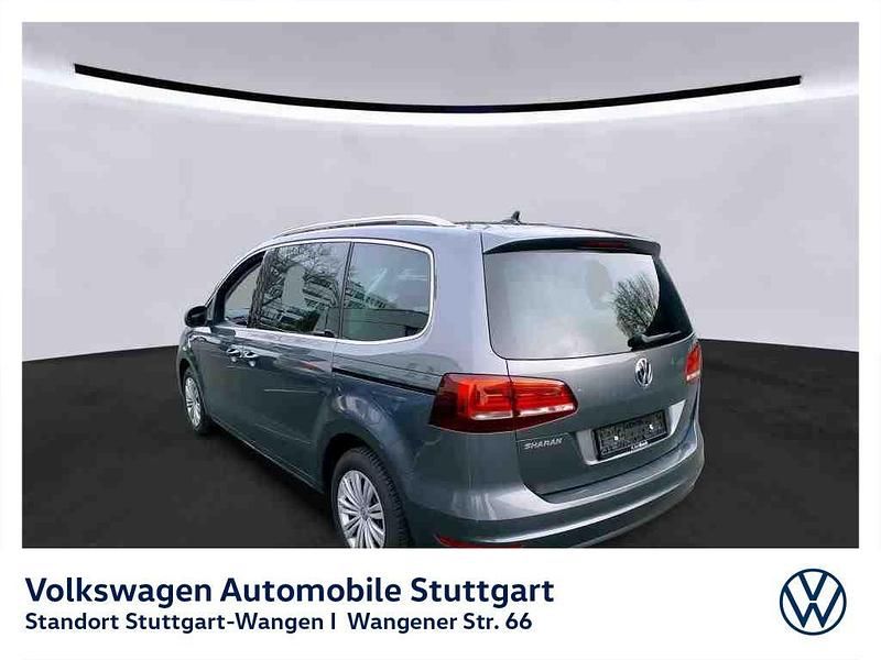 Gebraucht VW Sharan Highline 150 PS (110 kW) 2022 Indiumgrau metallic Van / Kleinbus
