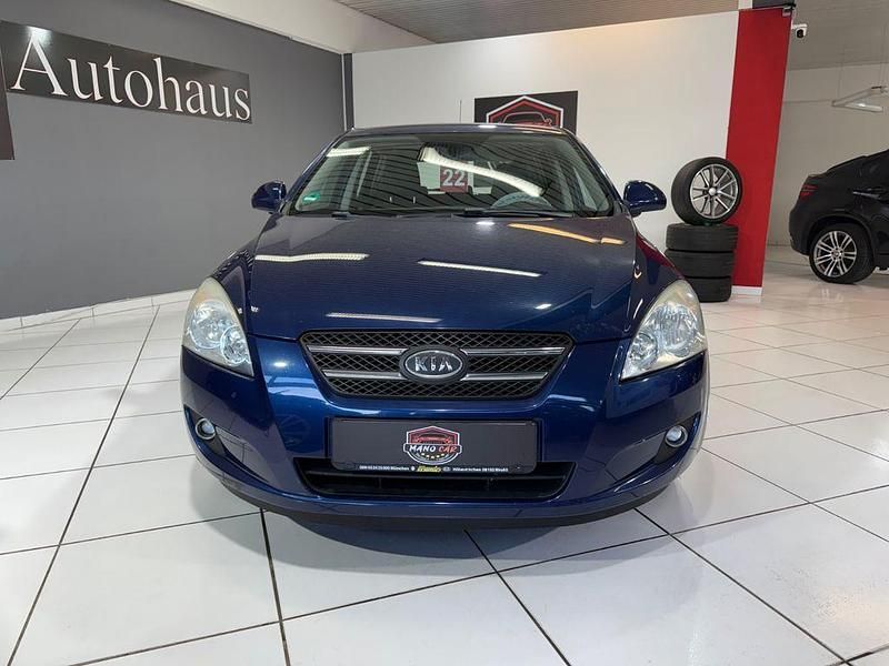 Gebraucht Kia Ceed EX 109 PS (80 kW) 2009 Blau Kleinwagen