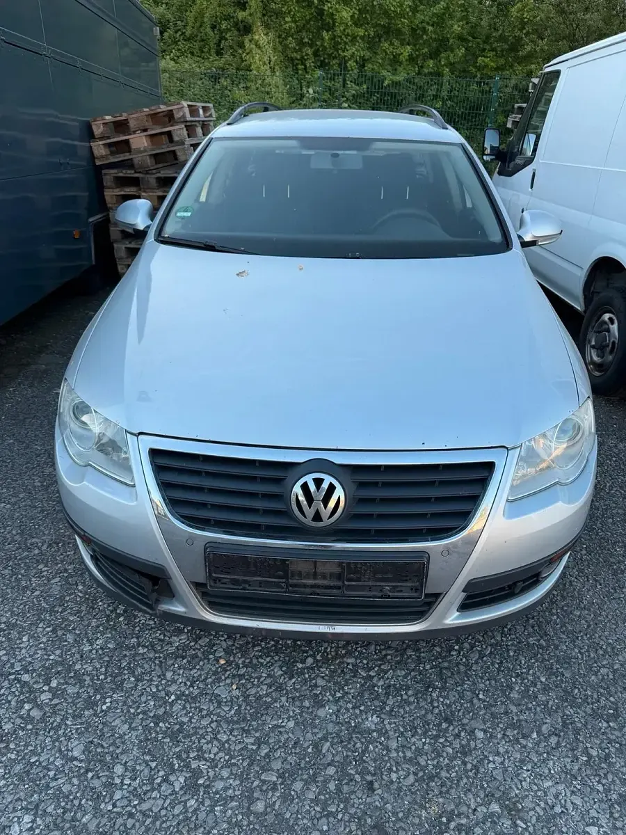 Gebraucht VW Passat 170 PS (125 kW) 2011 Silber Kombi